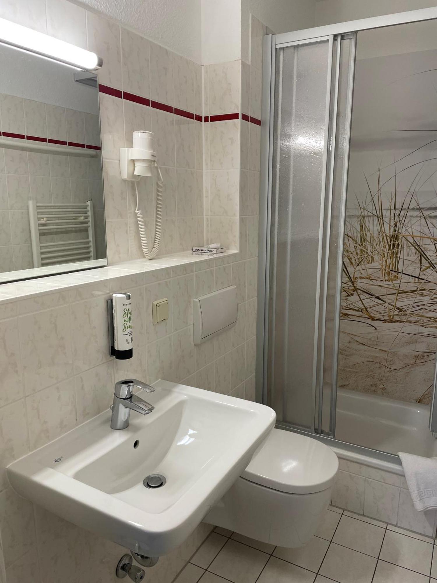 Hotel Am Rugard Bergen Auf Rugen Dış mekan fotoğraf
